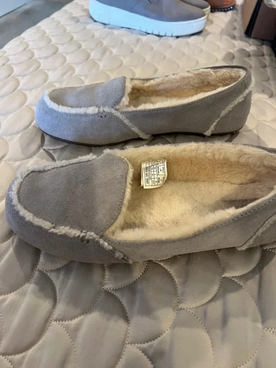 UGG Gray Suede Shearling-Lined Slippers - Picture 2 of 4